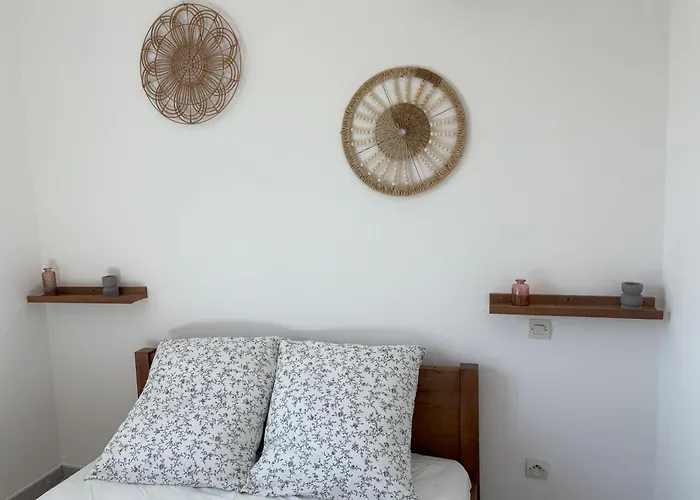 L'evasion Guiraudoise Villa-relaxation-nature Villa Saint-Guiraud